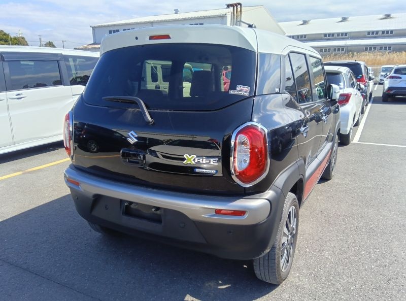 Suzuki X-bee