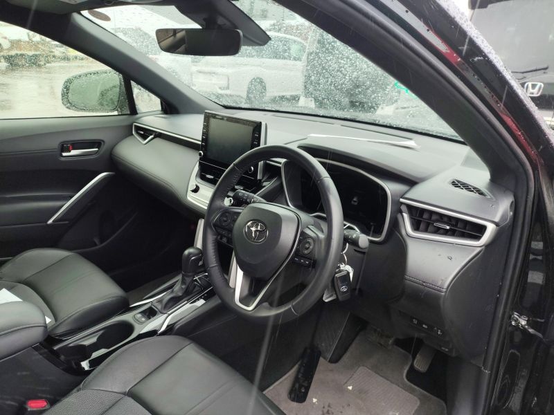 TOYOTA COROLLA CROSS