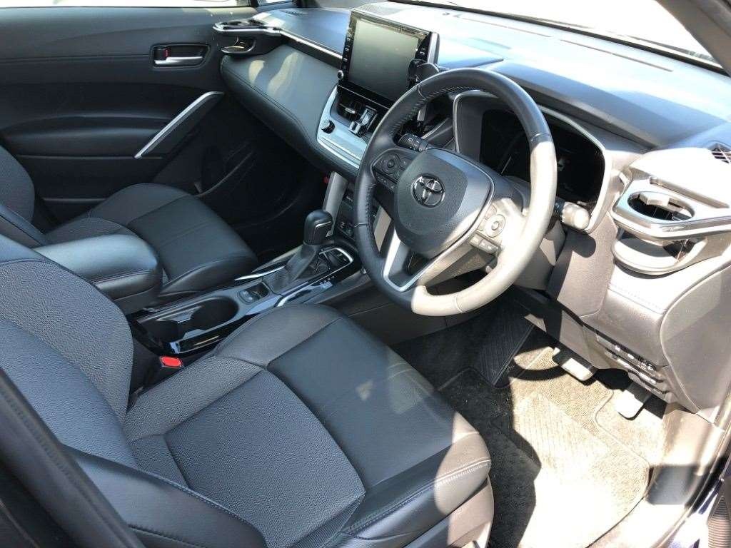 TOYOTA COROLLA CROSS