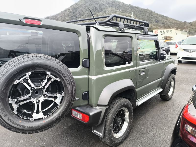 Suzuki Jimny Sierra