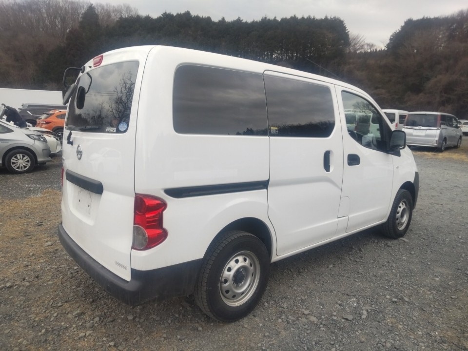 NISSAN NV200 VANETTE