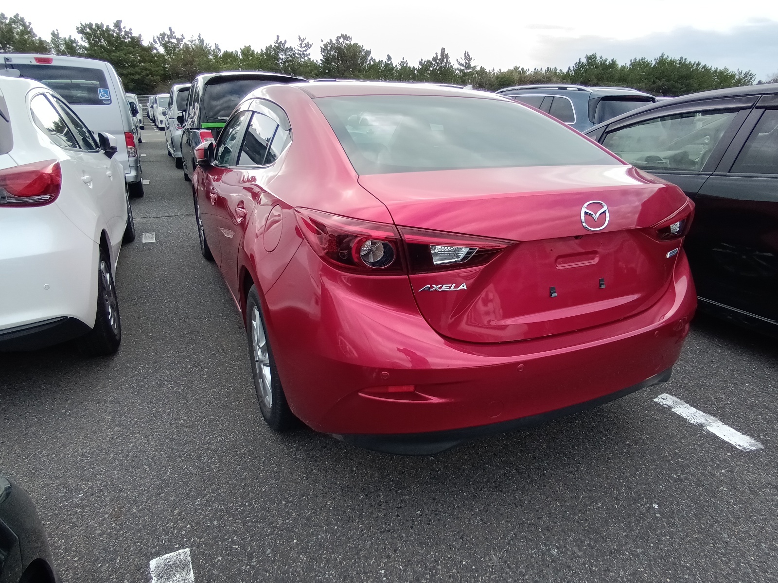 MAZDA AXELA