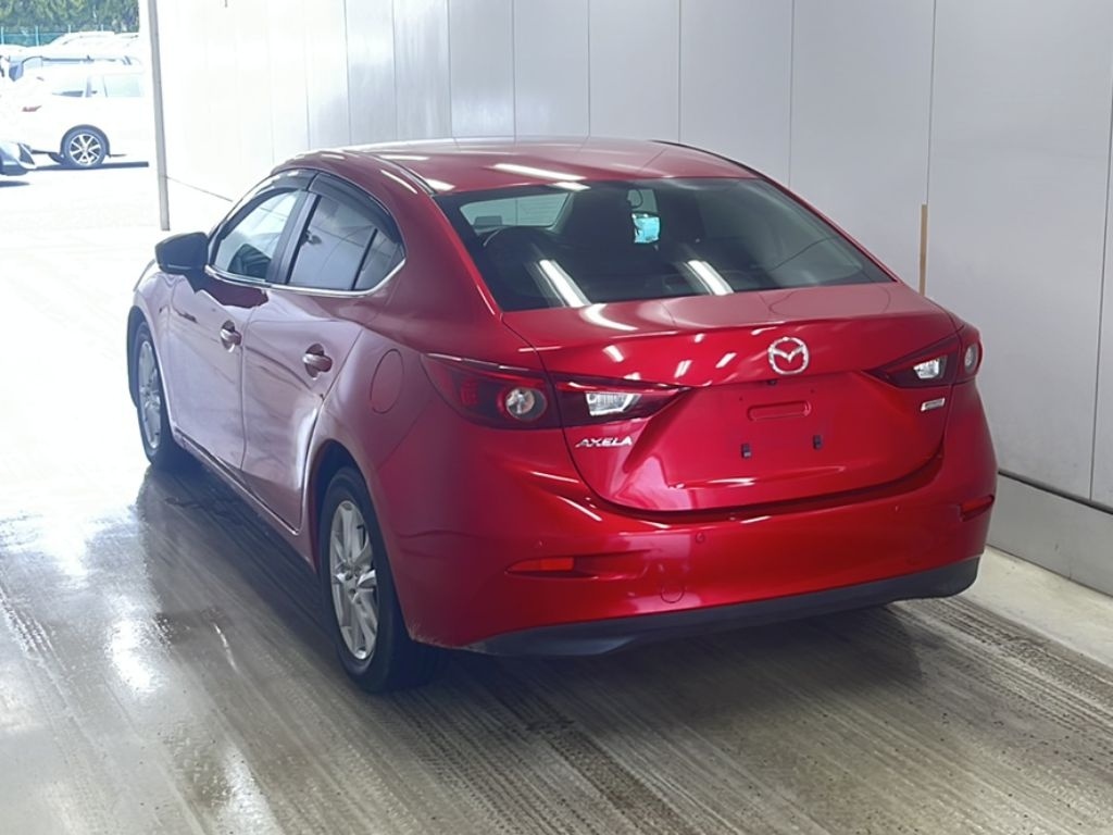 MAZDA AXELA