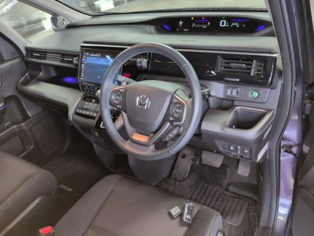 HONDA STEPWGN SPADA