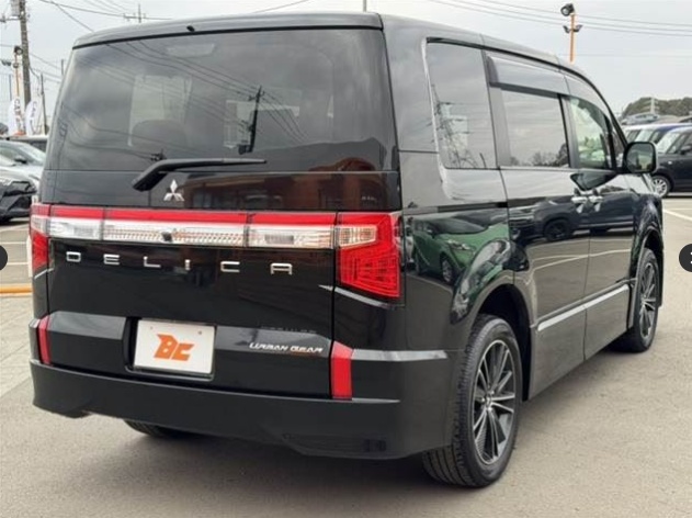Mitsubishi Delica D:5