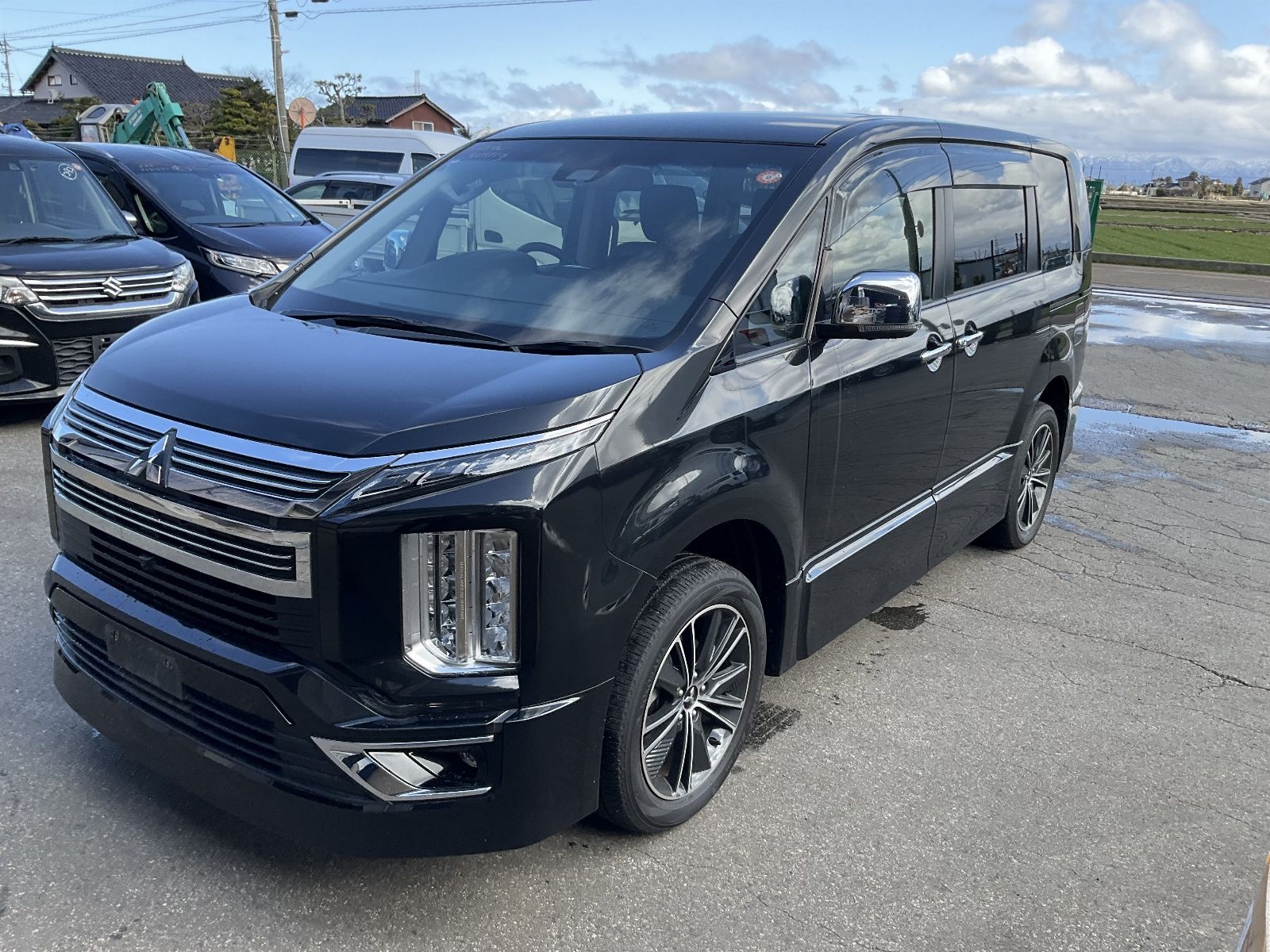 Mitsubishi Delica D:5