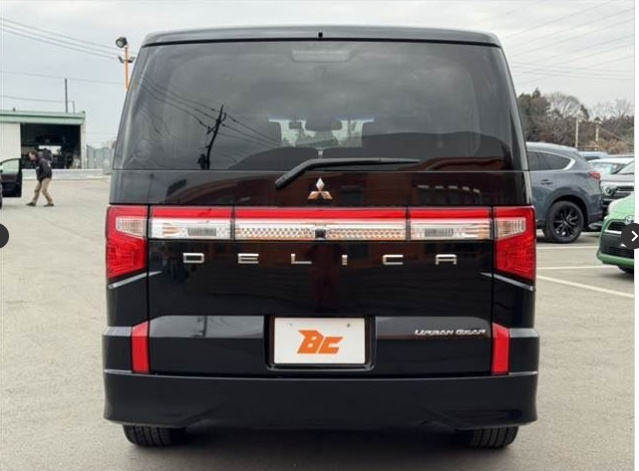 Mitsubishi Delica D:5