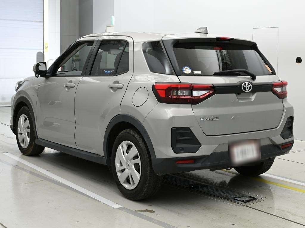 TOYOTA RAIZE