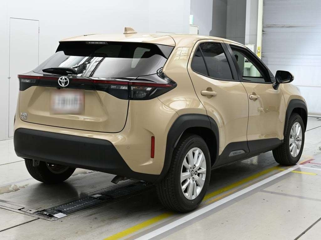 TOYOTA YARIS CROSS