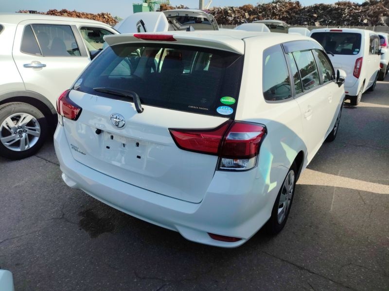 TOYOTA COROLLA FIELDER