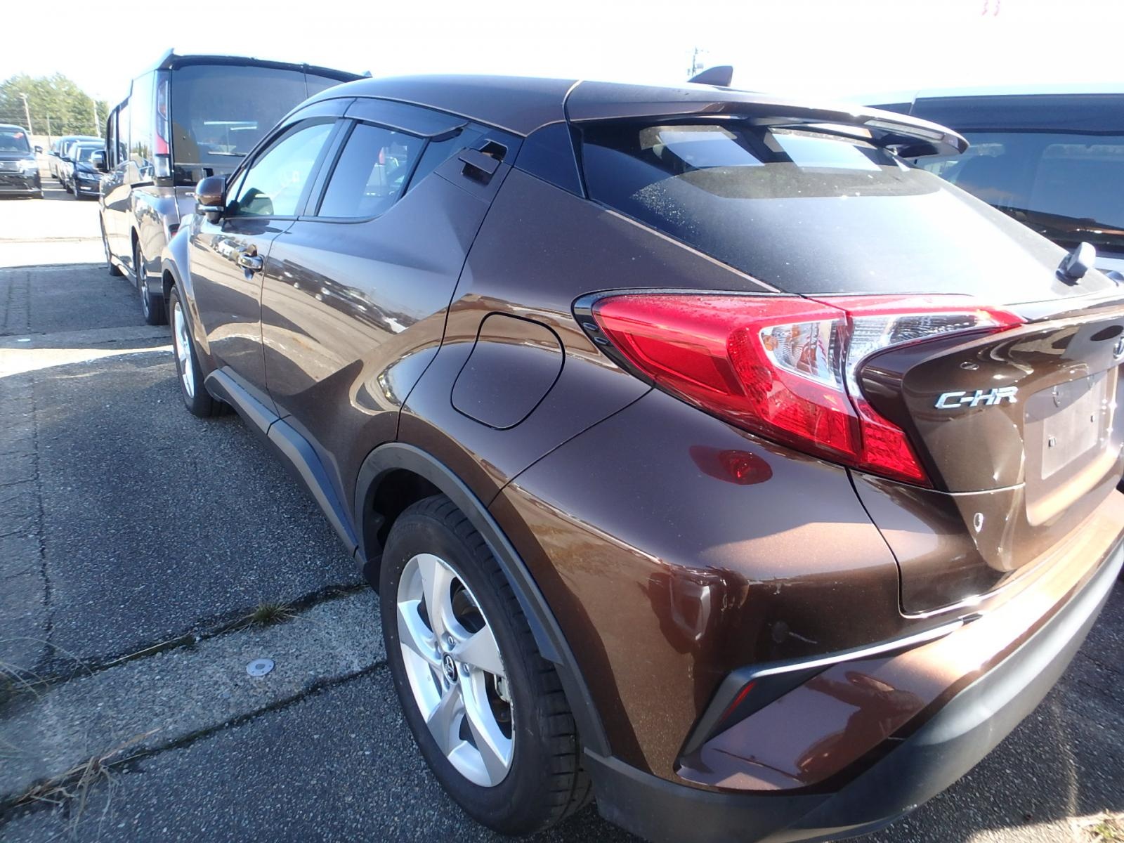 TOYOTA C-HR