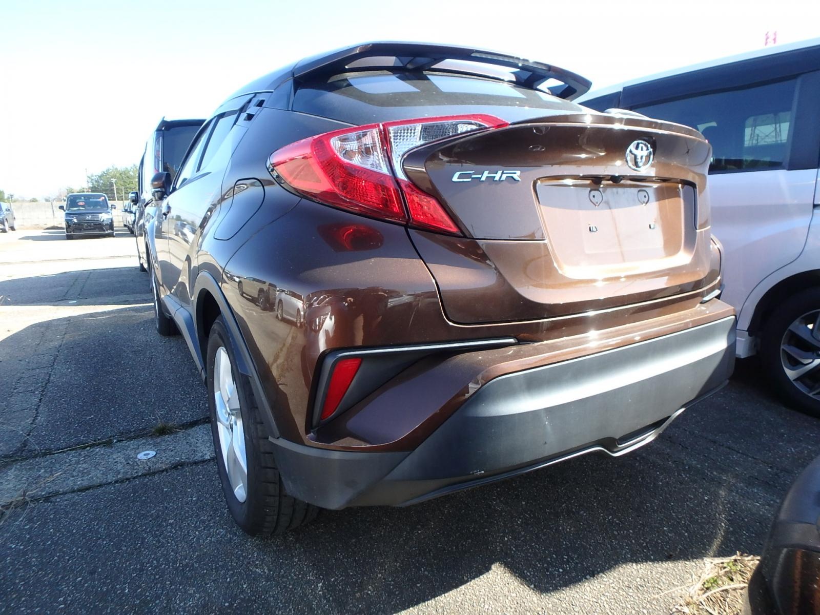 TOYOTA C-HR