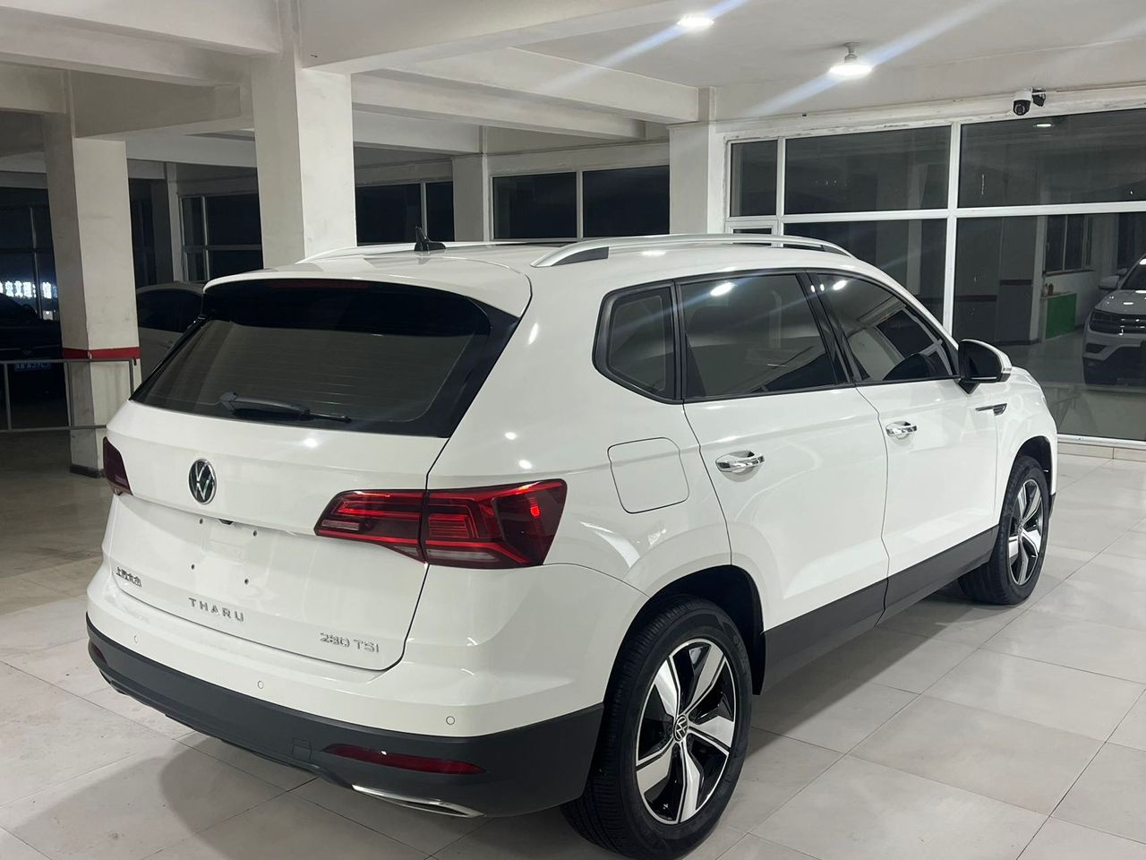 Volkswagen Tharu