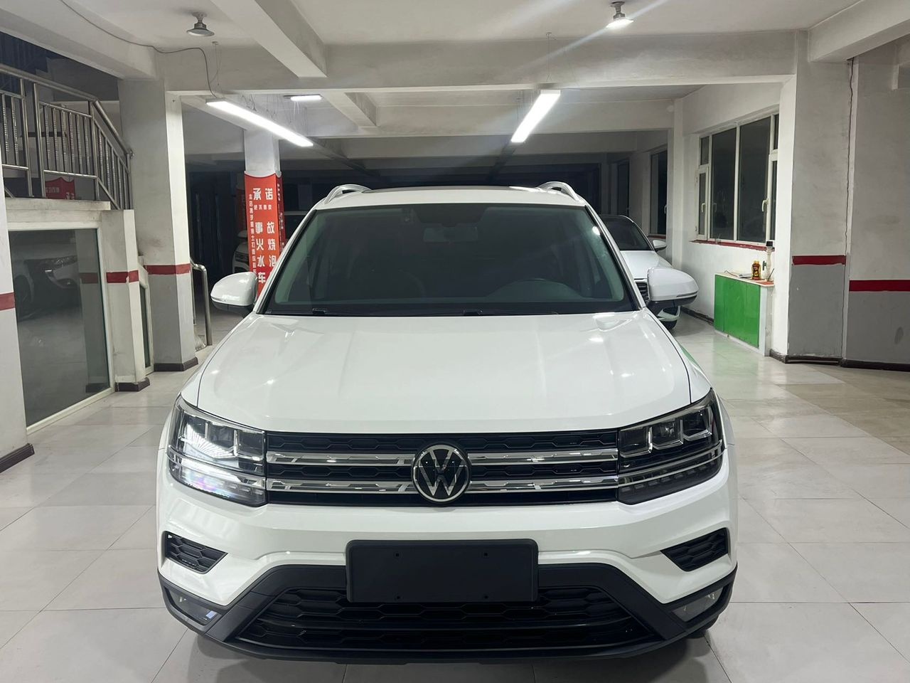 Volkswagen Tharu