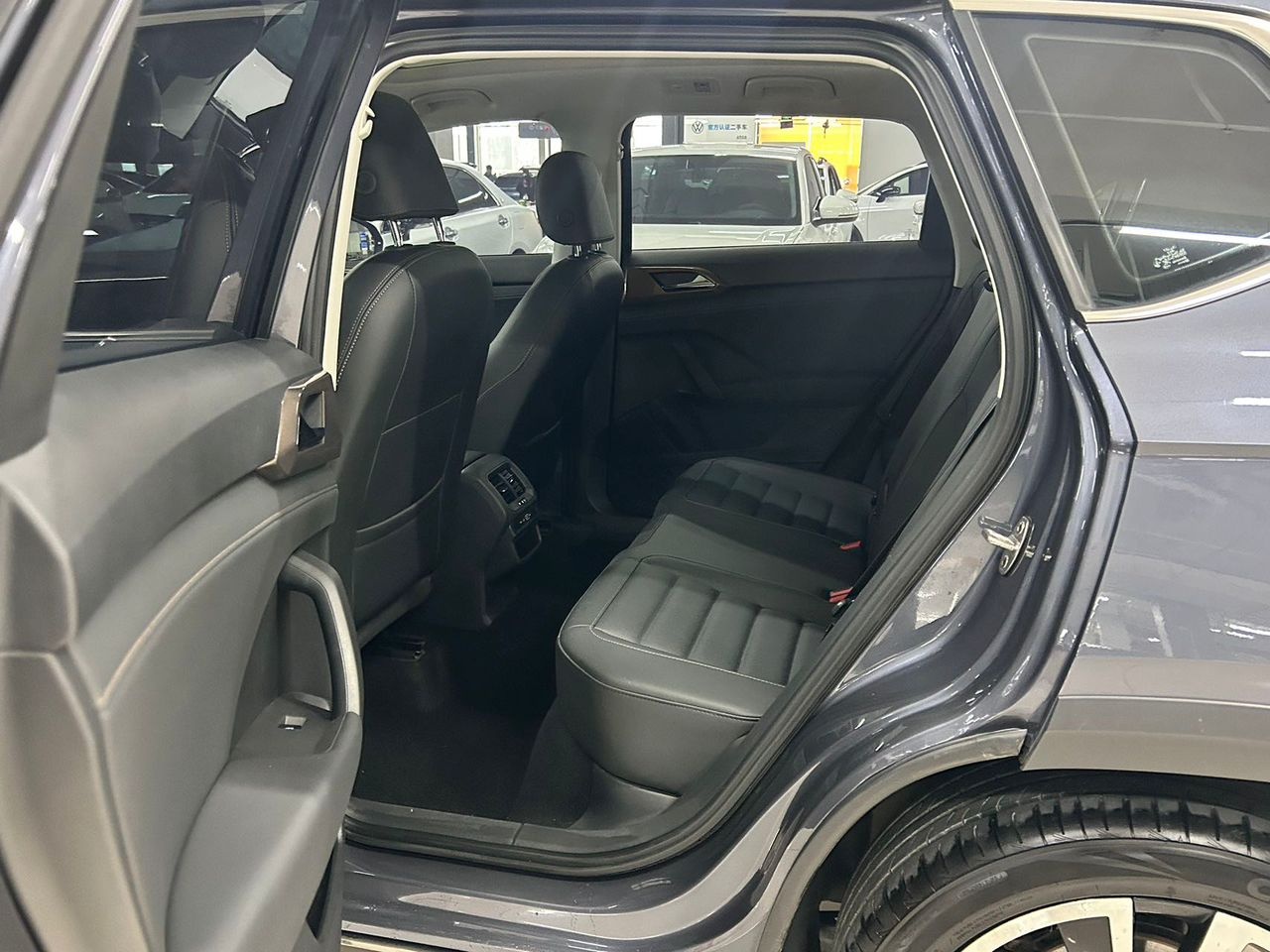 Volkswagen Tharu