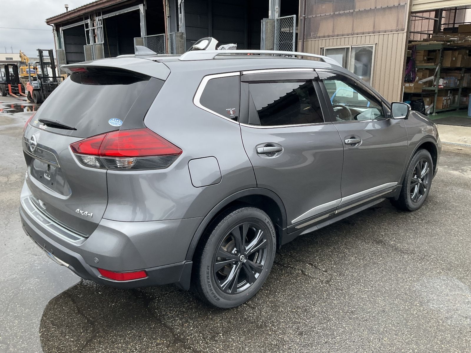 NISSAN X-TRAIL