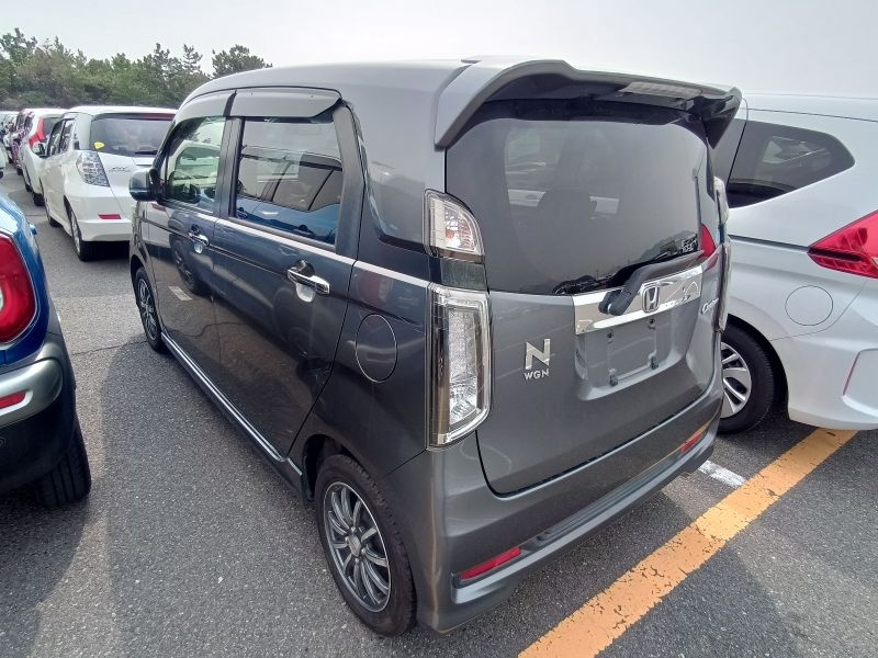 HONDA N-WGN