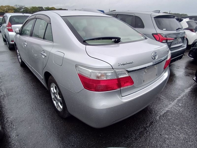 TOYOTA PREMIO