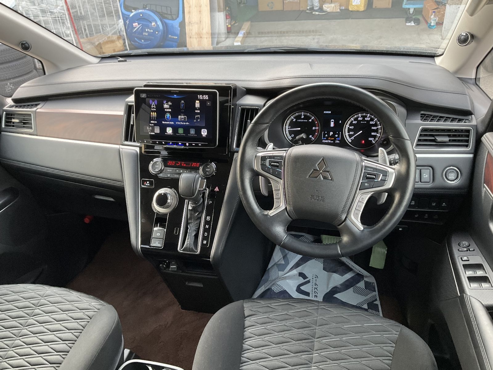 Mitsubishi Delica D:5