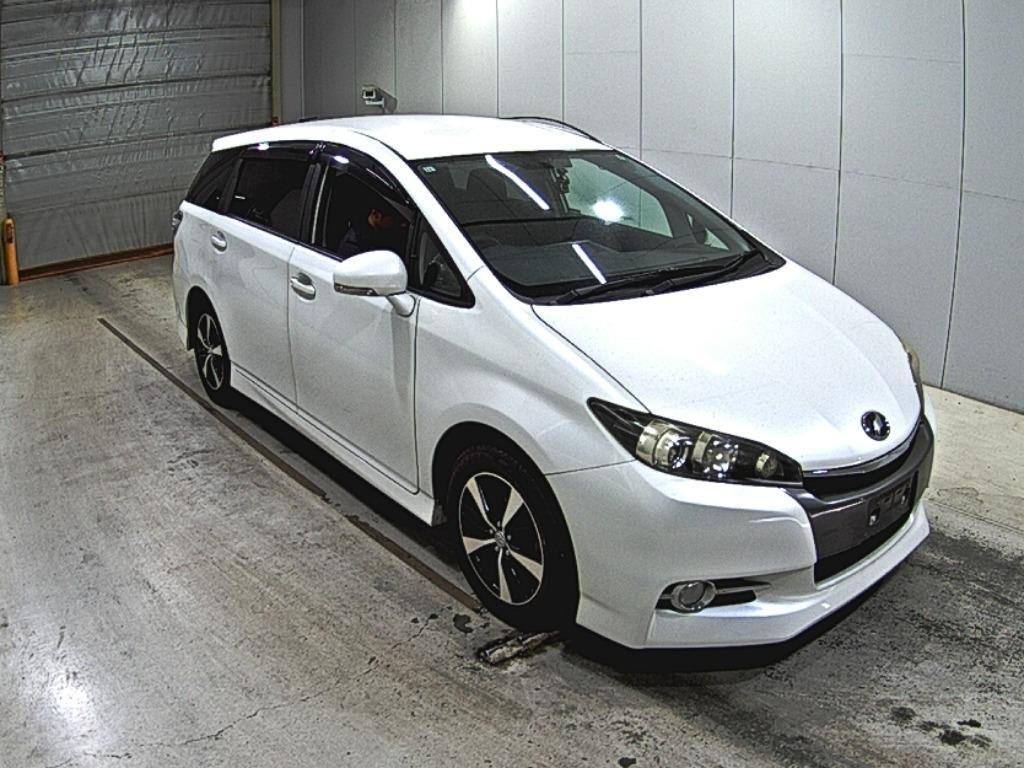 TOYOTA WISH