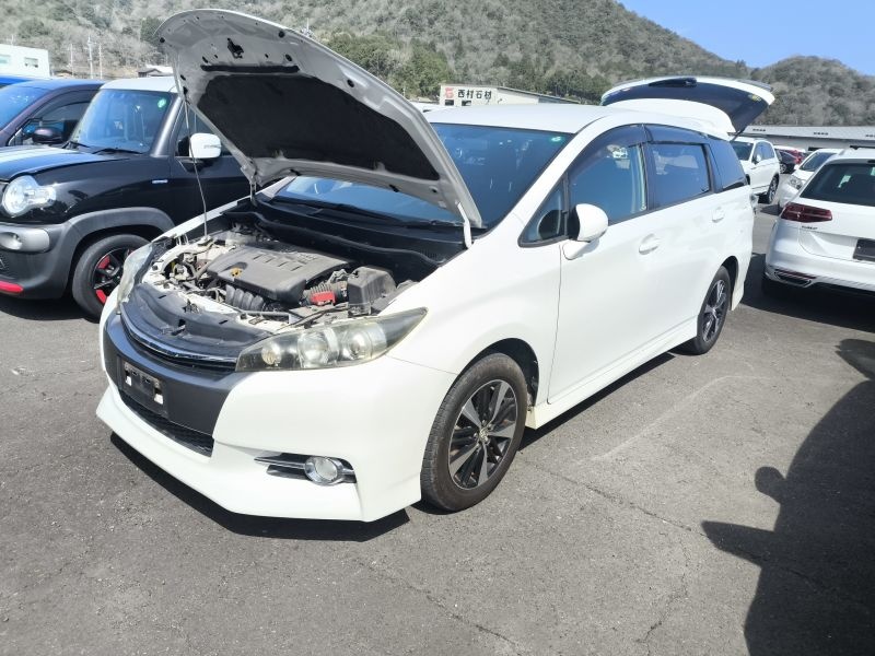 TOYOTA WISH