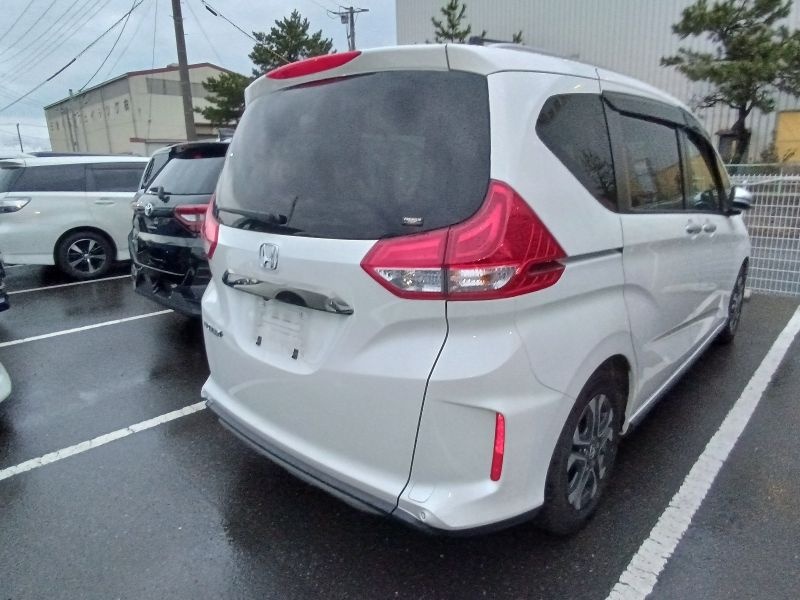 HONDA FREED+