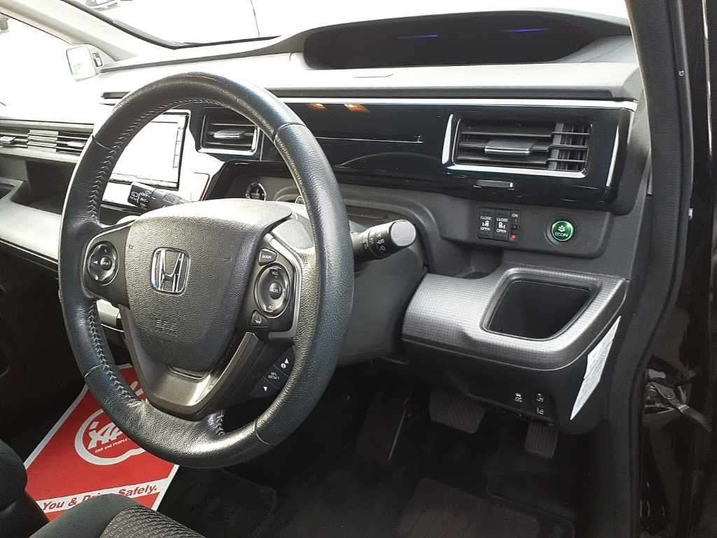 HONDA STEPWGN SPADA