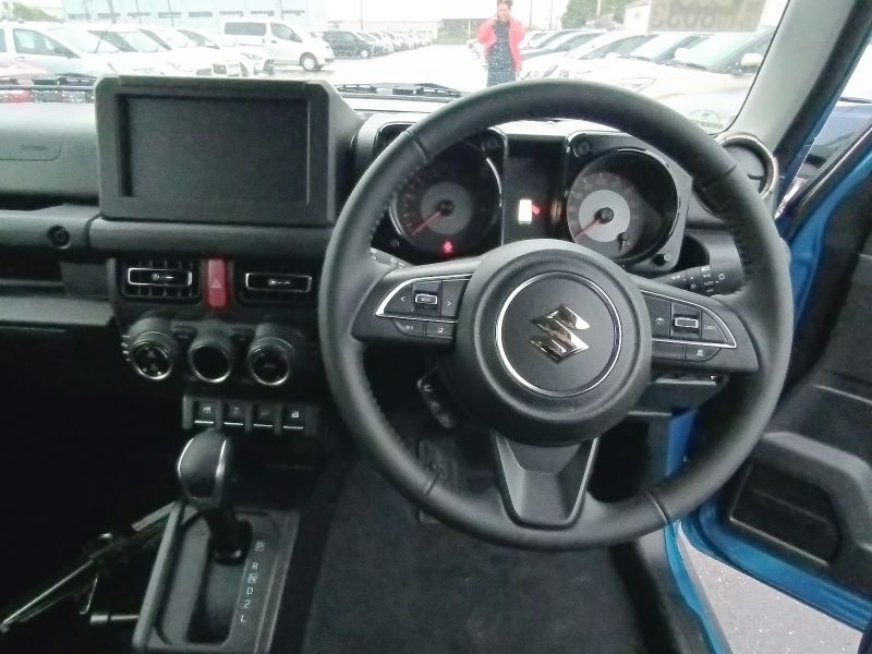 SUZUKI JIMNY SIERRA