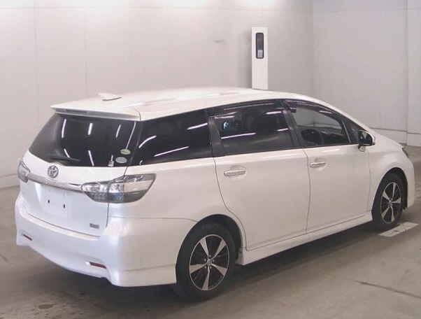 TOYOTA WISH