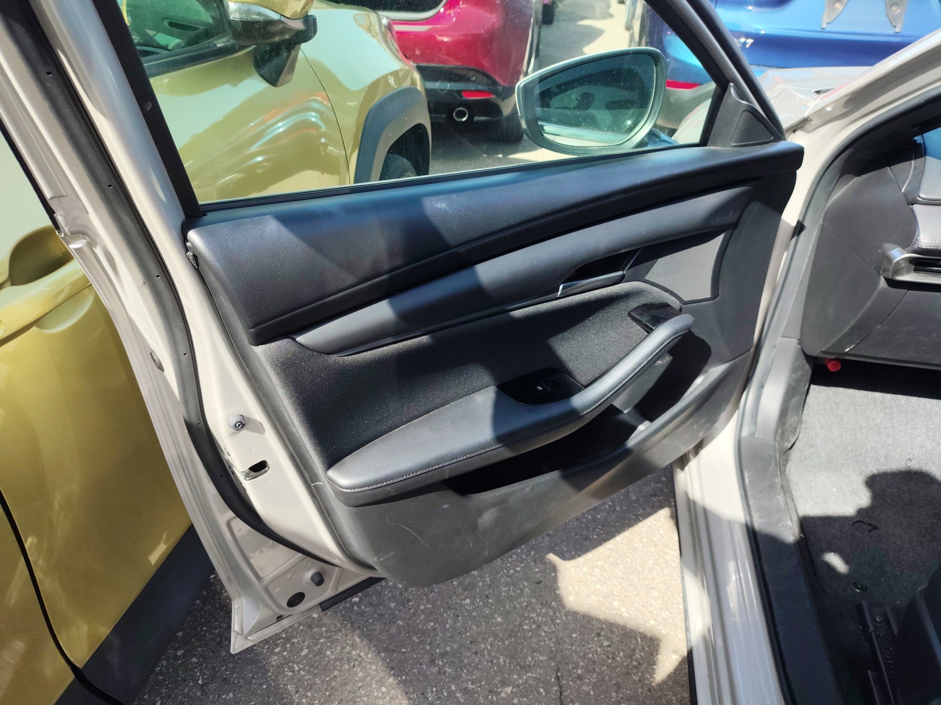 MAZDA MAZDA3