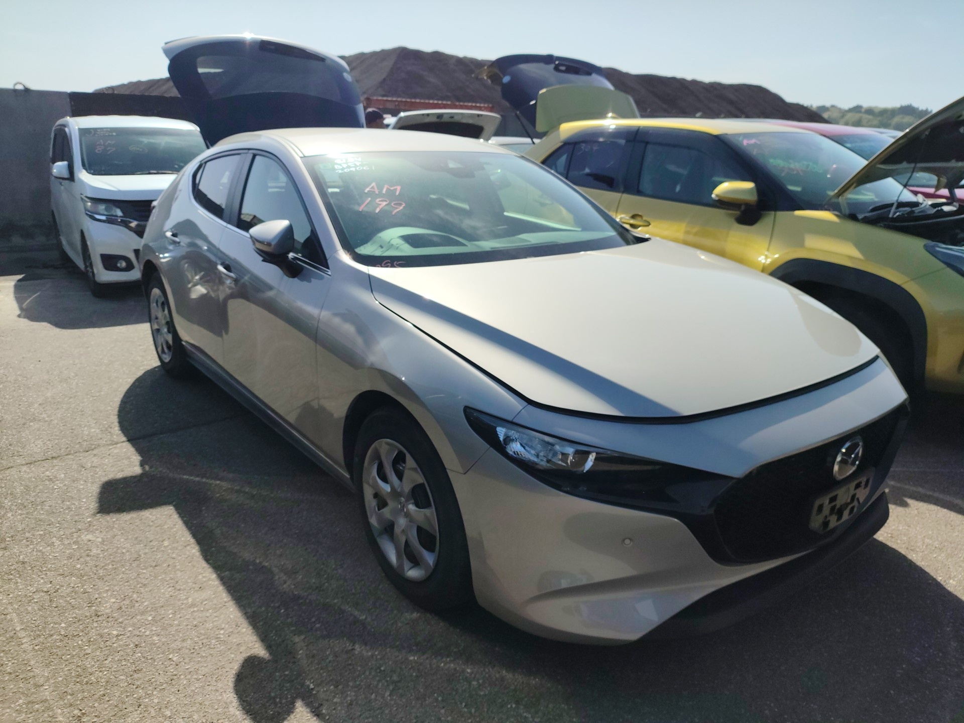 MAZDA MAZDA3