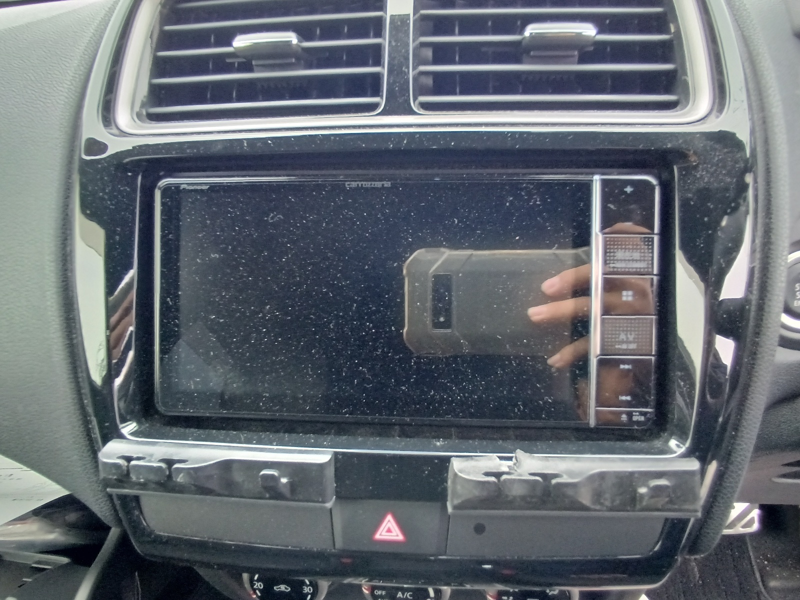 MITSUBISHI RVR