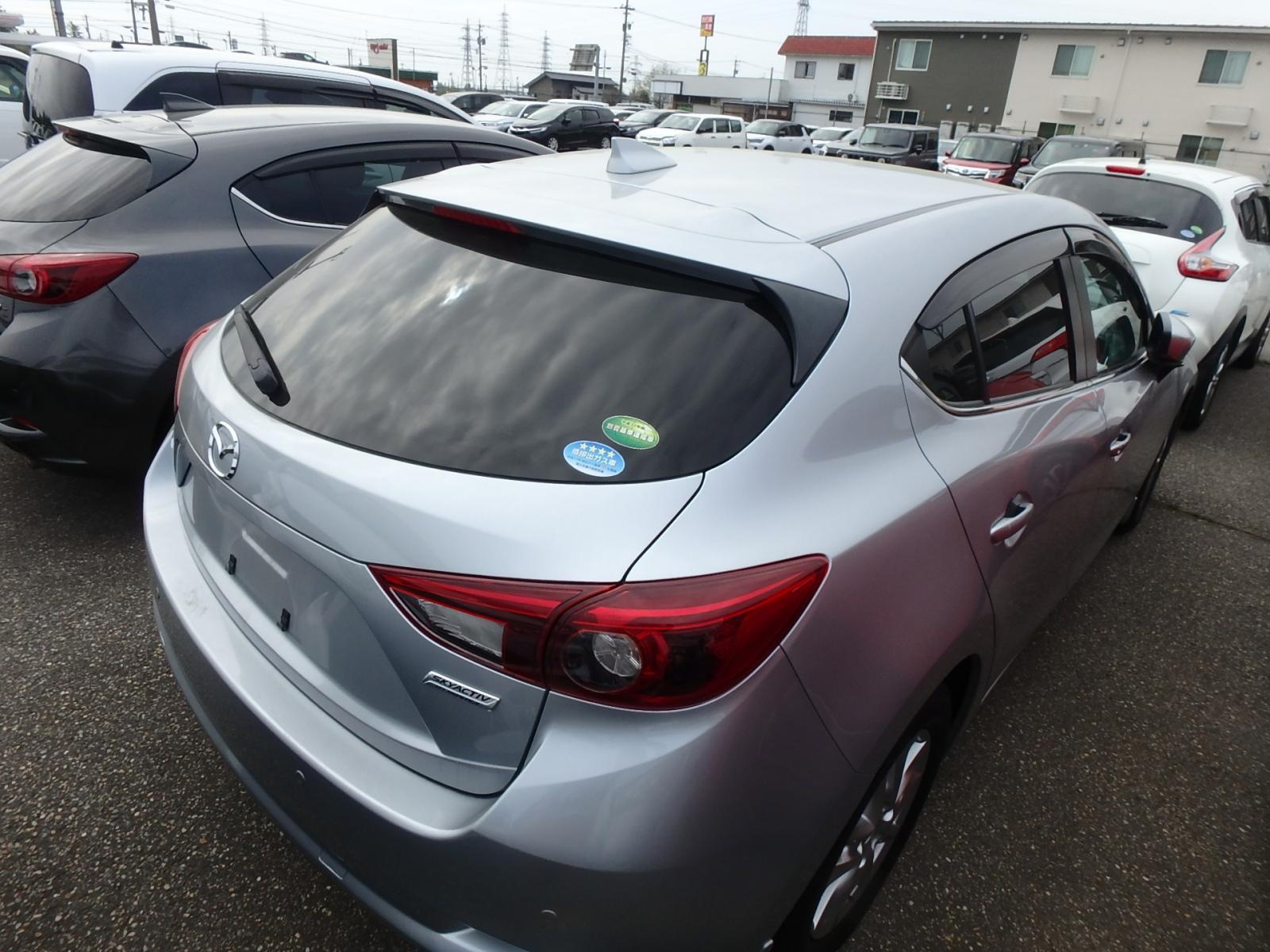 MAZDA AXELA SPORT