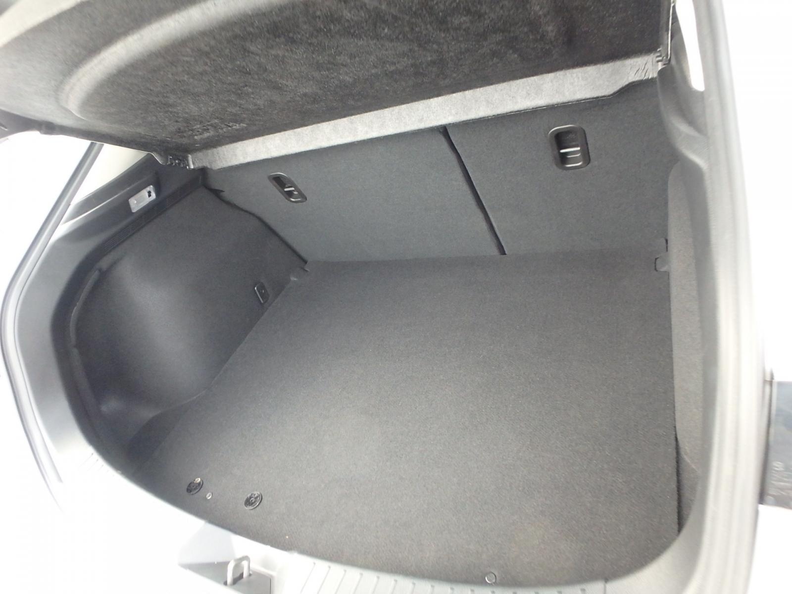 MAZDA AXELA SPORT