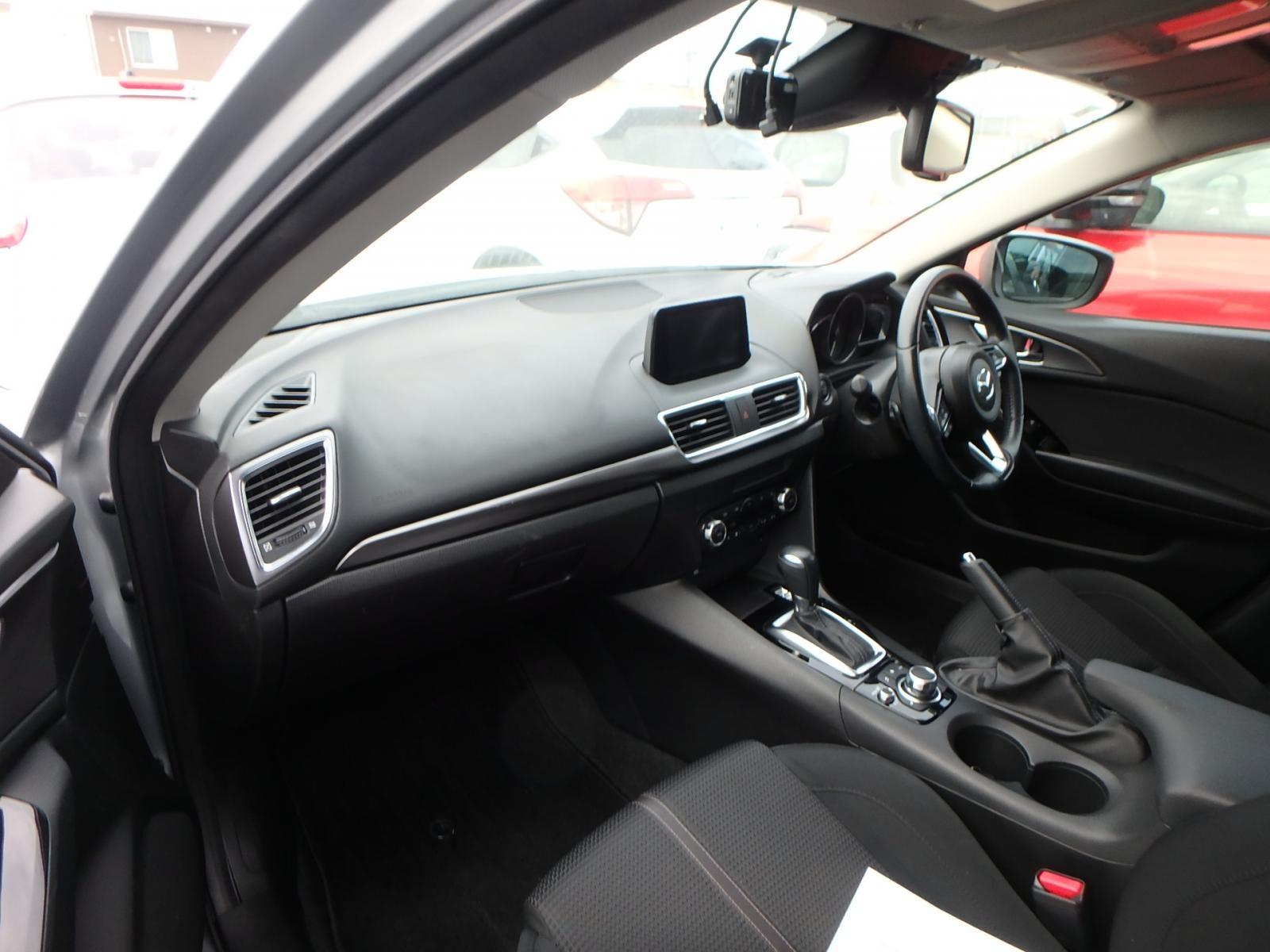 MAZDA AXELA SPORT