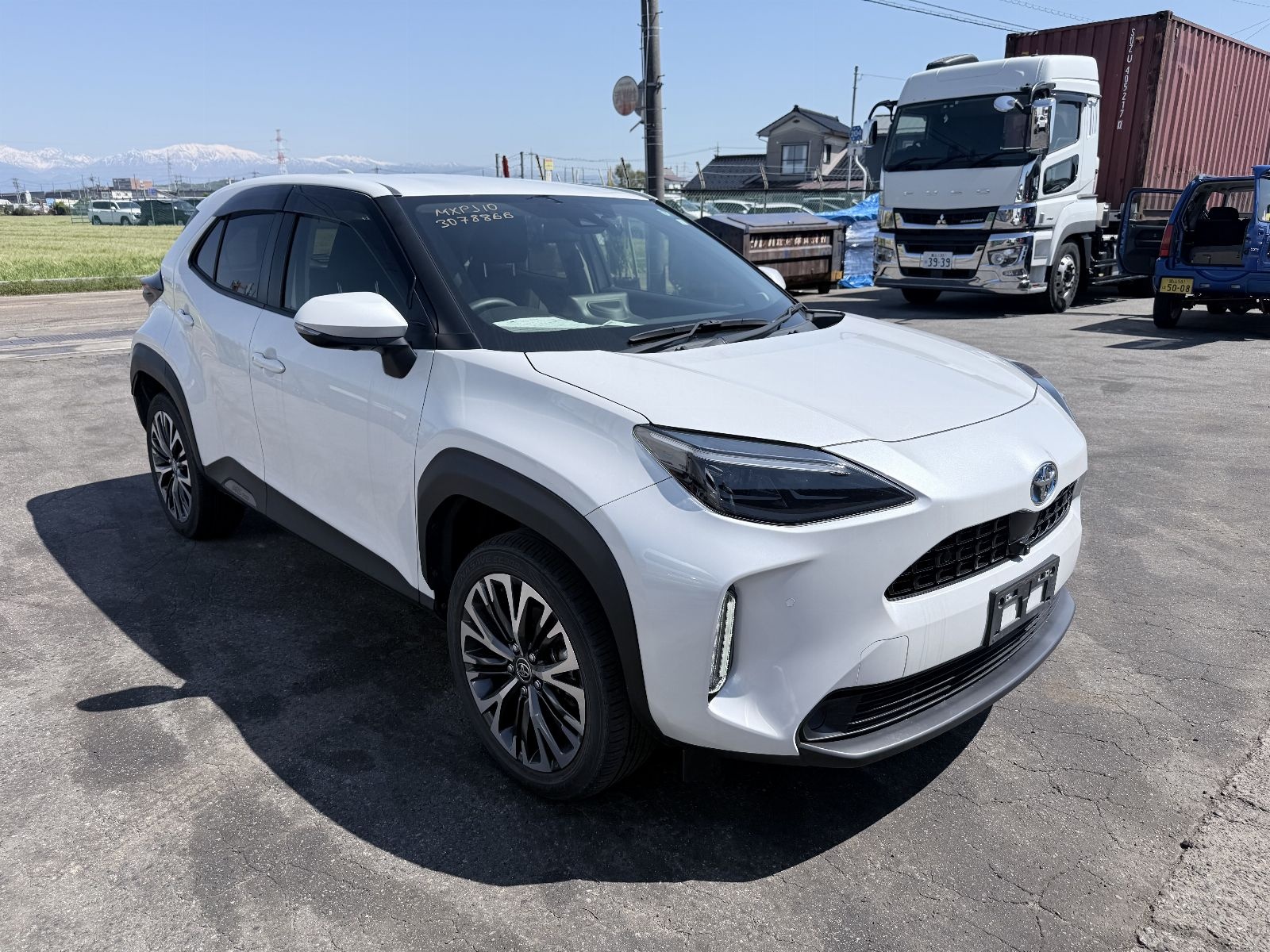 TOYOTA YARIS CROSS