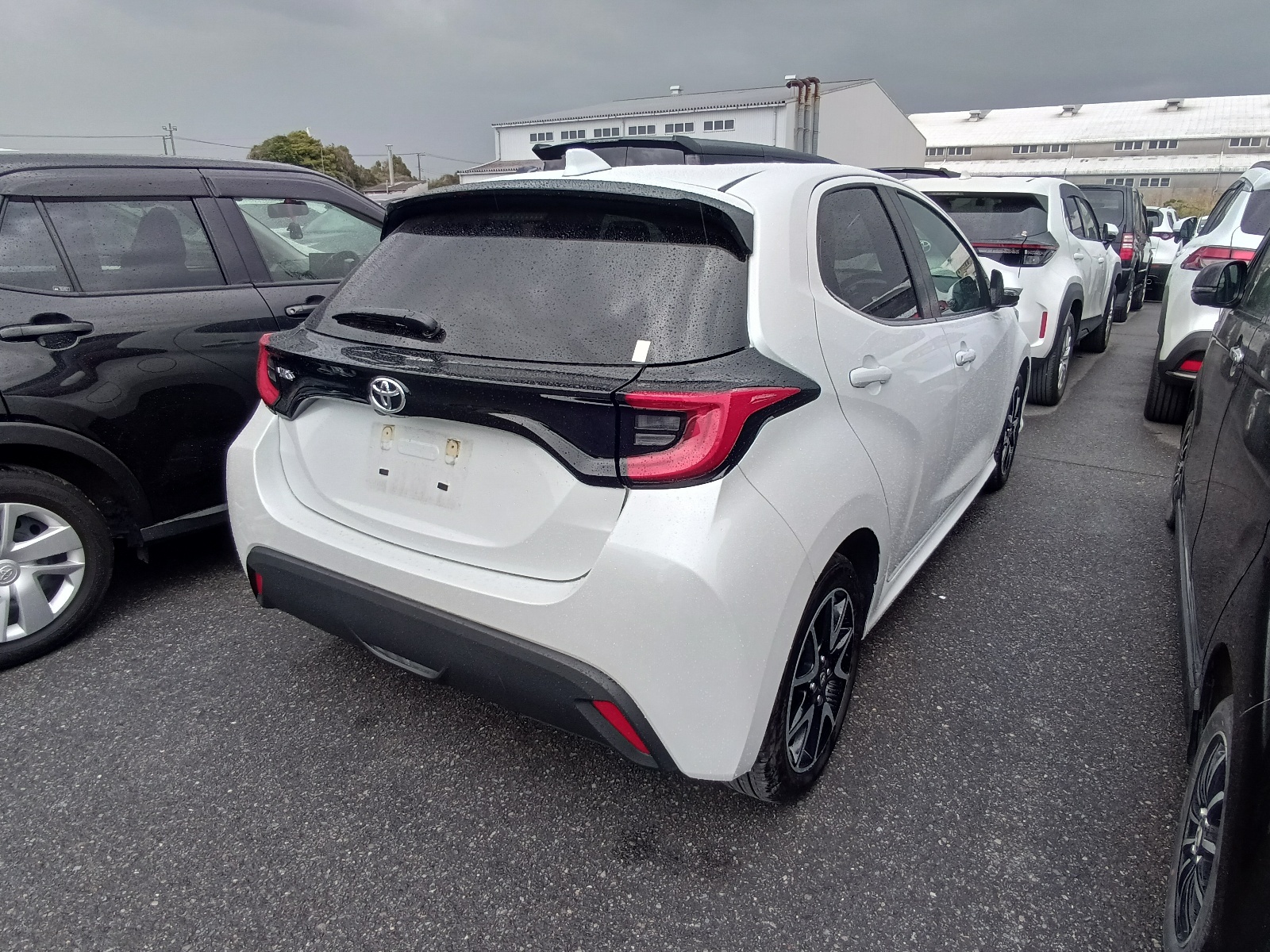 TOYOTA YARIS