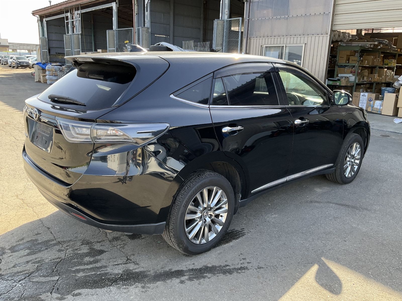 TOYOTA HARRIER