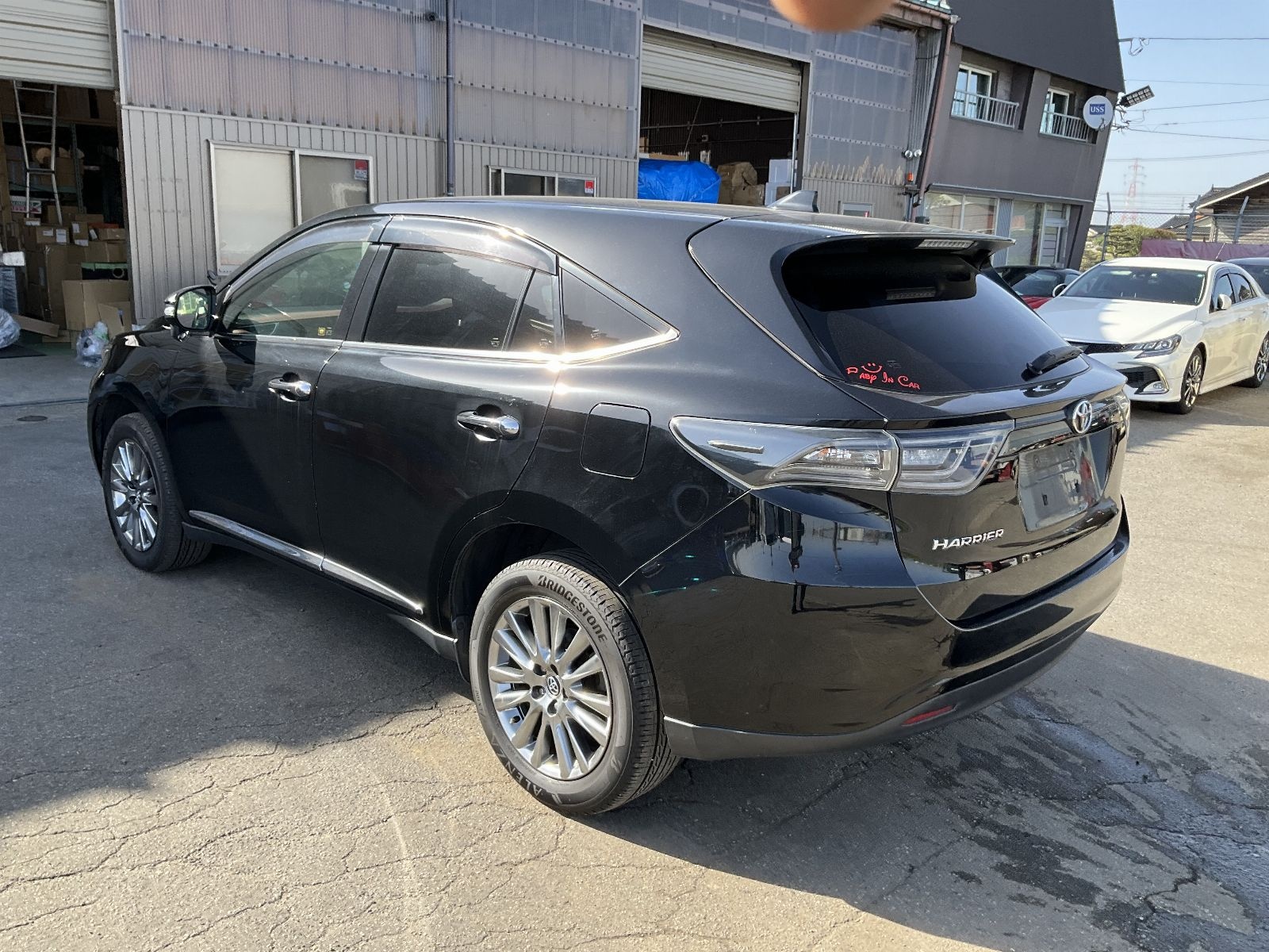 TOYOTA HARRIER