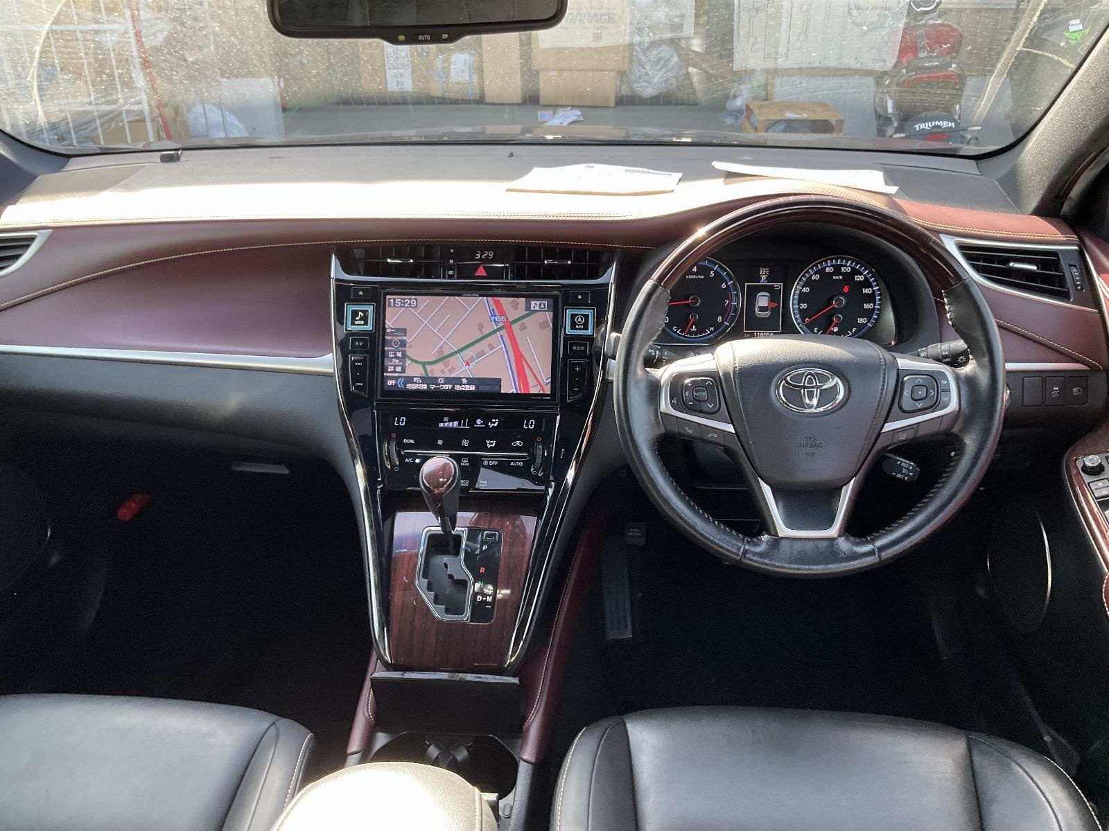 TOYOTA HARRIER
