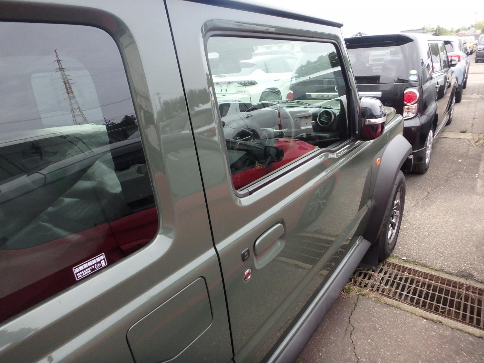 SUZUKI JIMNY SIERRA