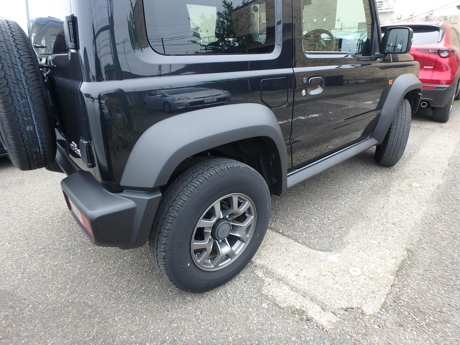 SUZUKI JIMNY SIERRA