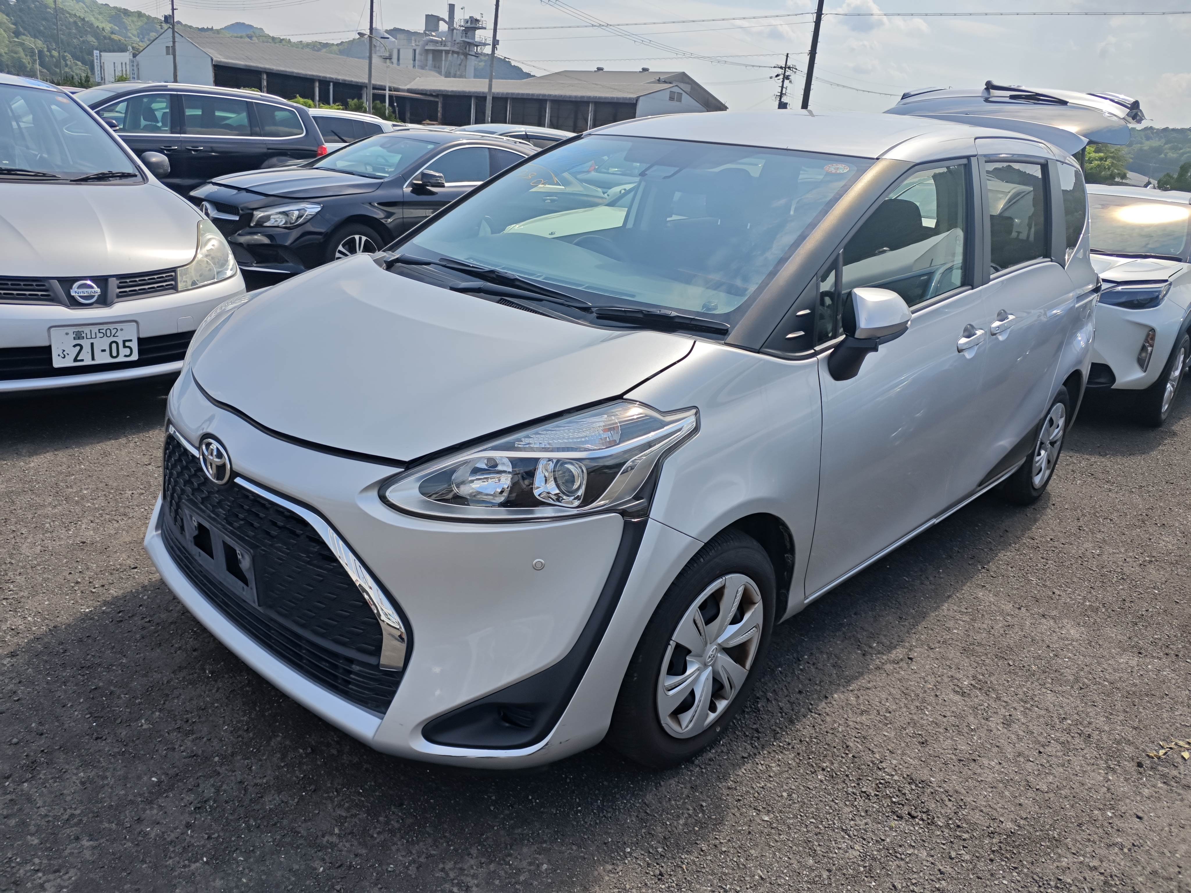 TOYOTA SIENTA