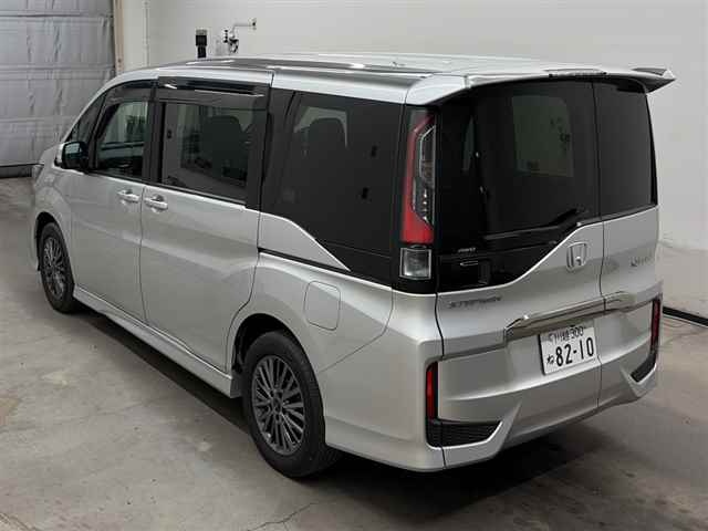 HONDA STEPWGN SPADA