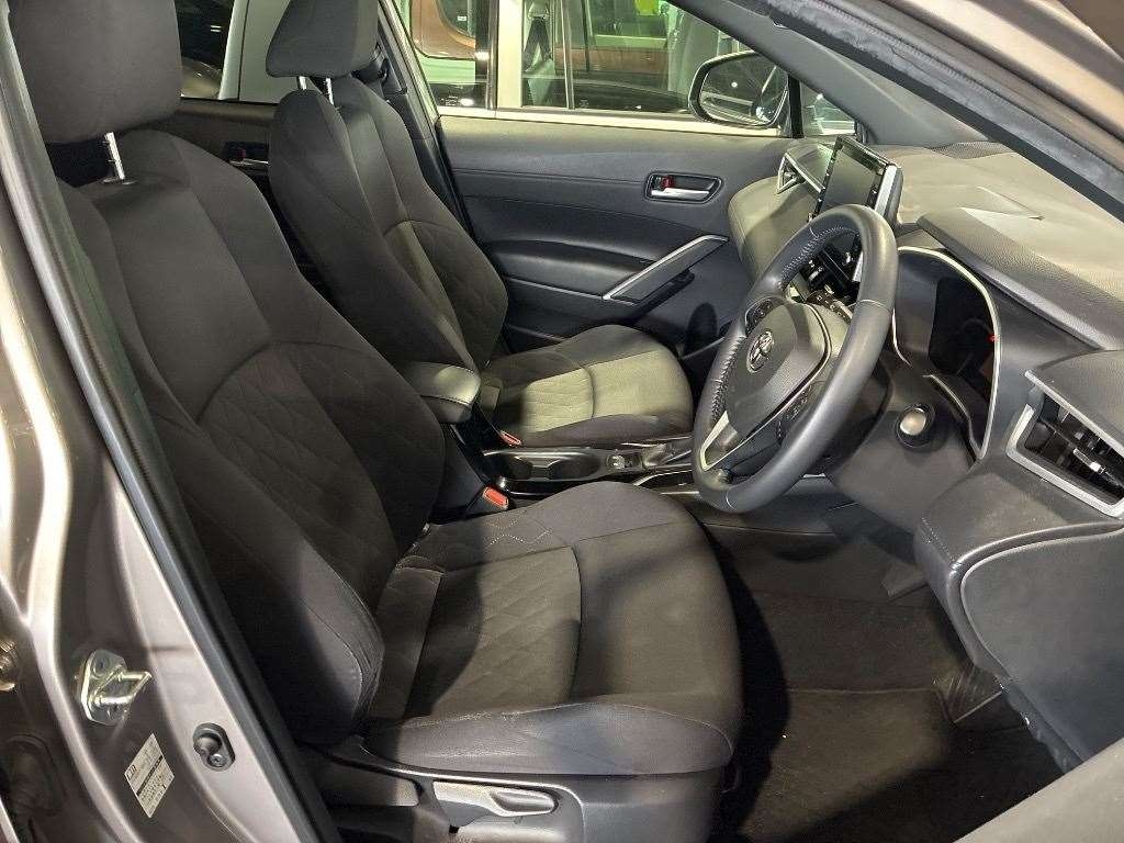TOYOTA COROLLA CROSS