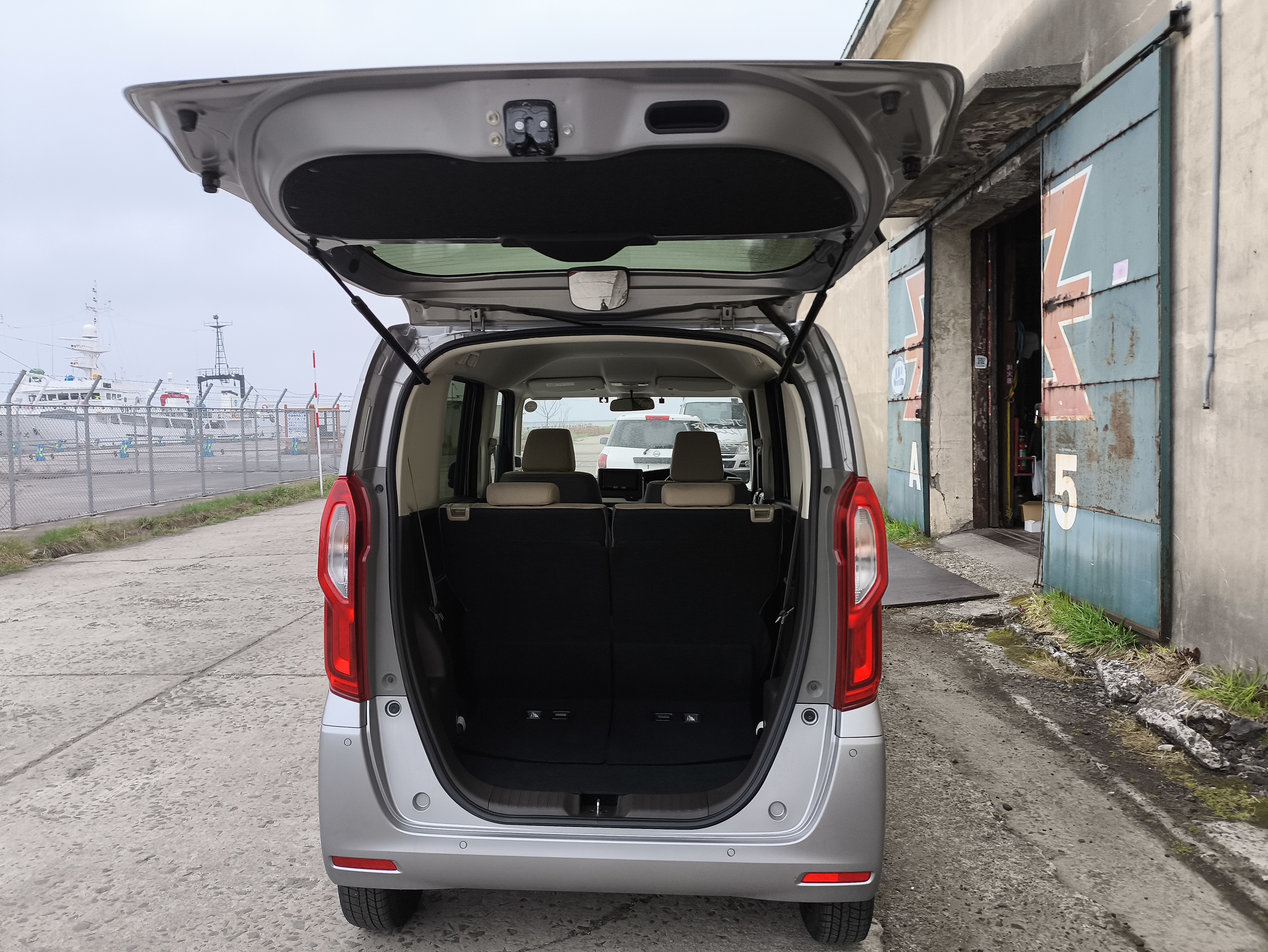 HONDA N BOX