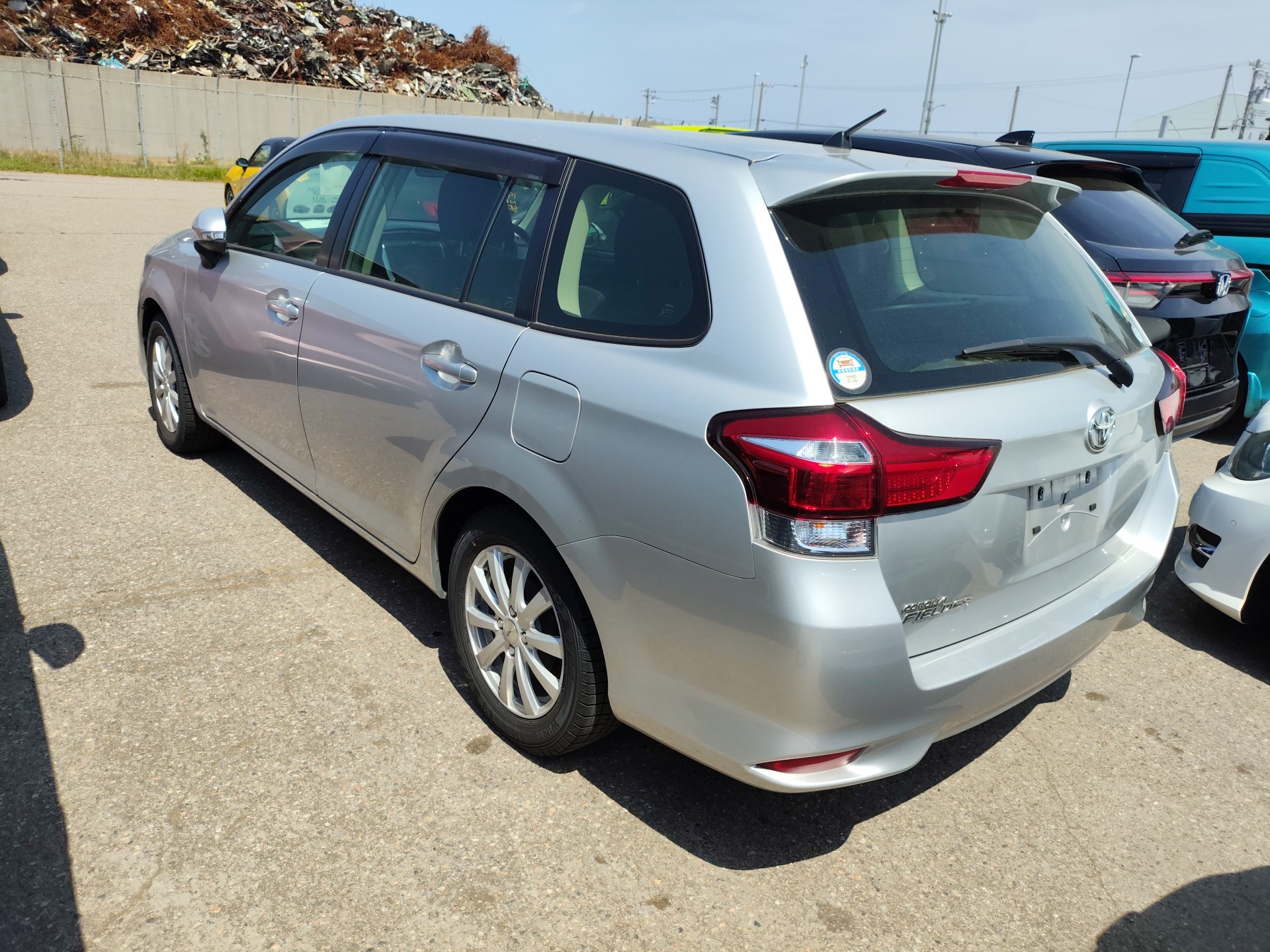TOYOTA COROLLA FIELDER