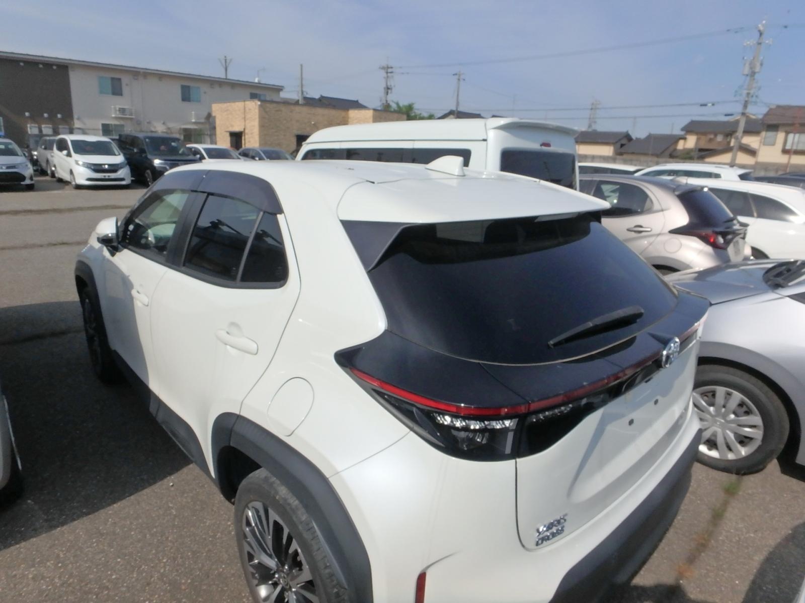 TOYOTA YARIS CROSS