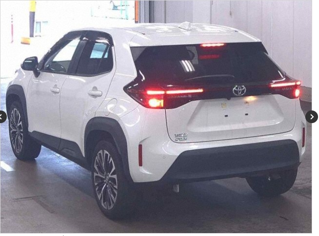 TOYOTA YARIS CROSS