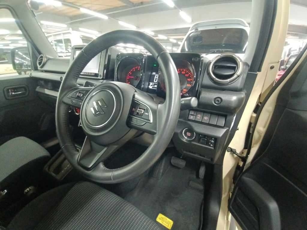 SUZUKI JIMNY SIERRA